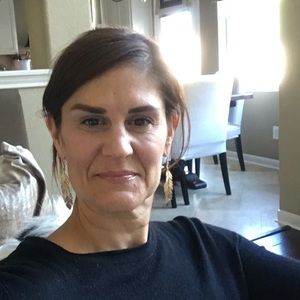 Meet your Posher, Gina